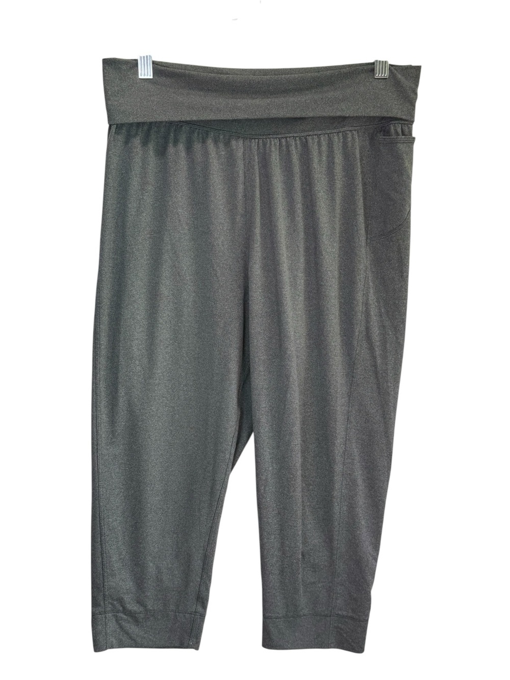 Patagonia Trail Beta Outdoor Grey Capris
Size M